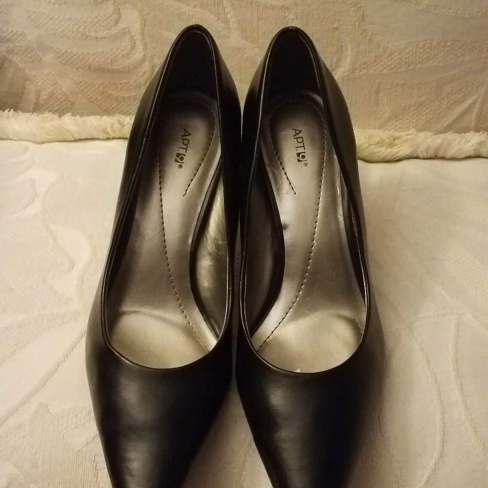 Apt. 9 EDITOR HIGH HEELS